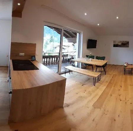 Schoene Aussicht Apartment Riezlern